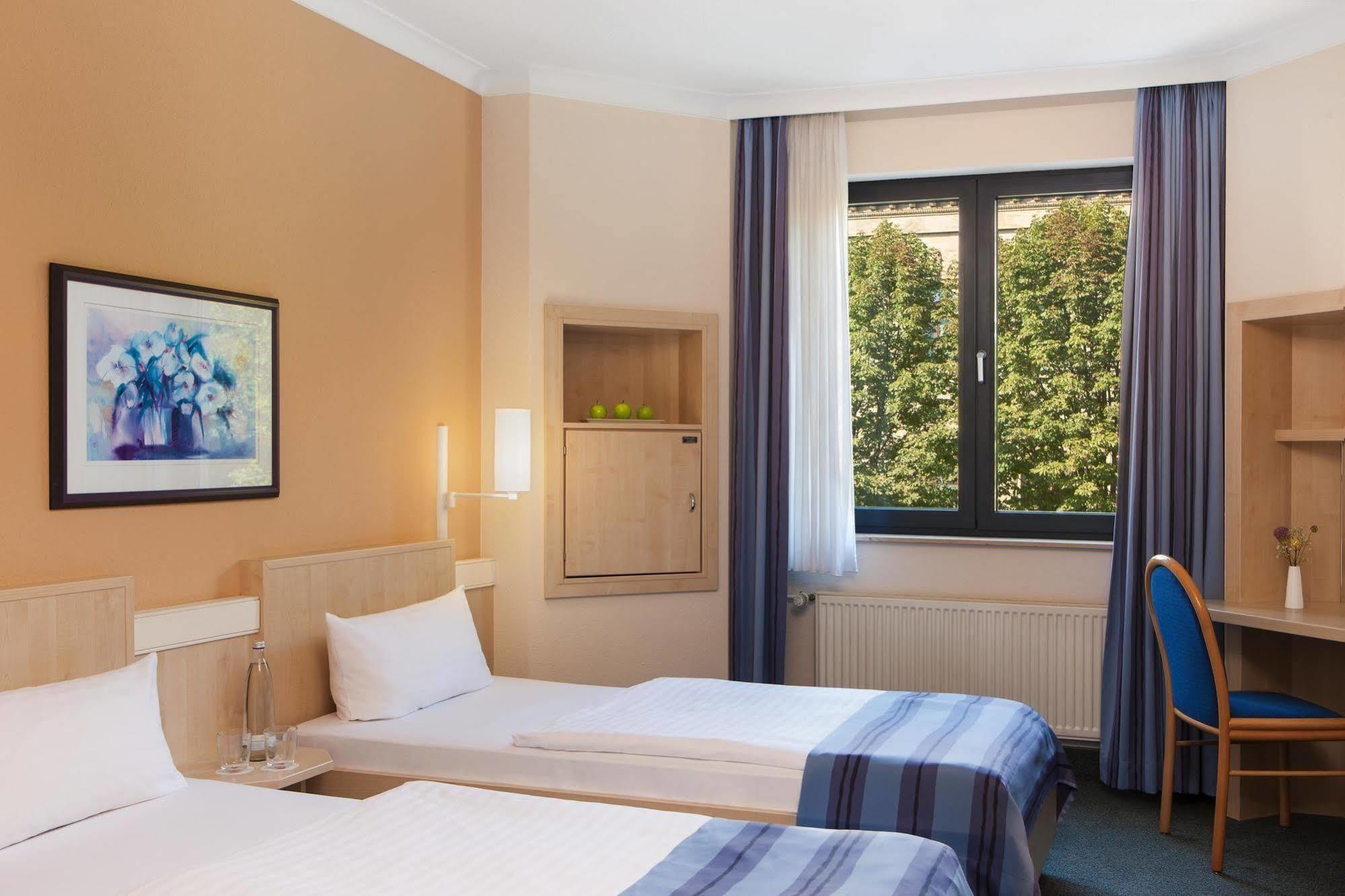Intercityhotel Magdebourg Extérieur photo